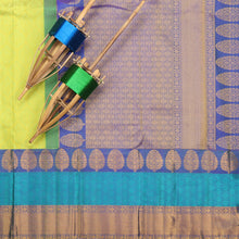 Body, Pallu and Border