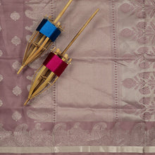 Body, Pallu and Border